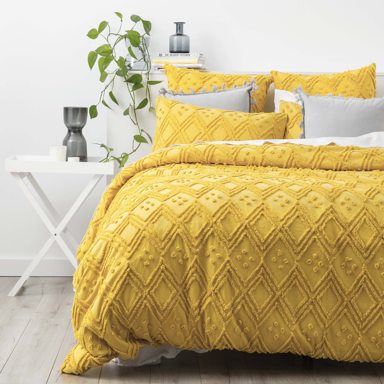 Medallion Cotton Vintage Washed Tufted Misted Quilt Cover Set by Park Avenue Super King
