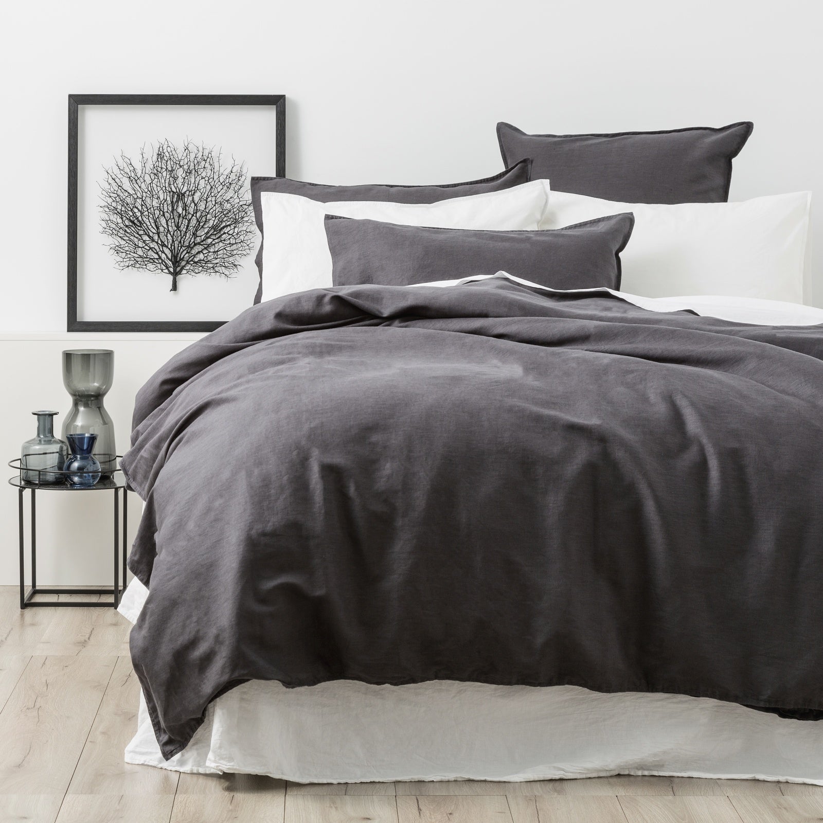 Cavallo Stone Washed 100% Linen Magnet Quilt Cover Set by Renee Taylor Queen