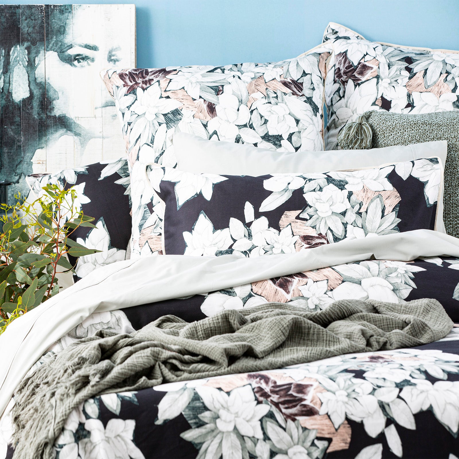 300 TC Ivy Cotton Reversible Quilt Cover Set by Renee Taylor Super King
