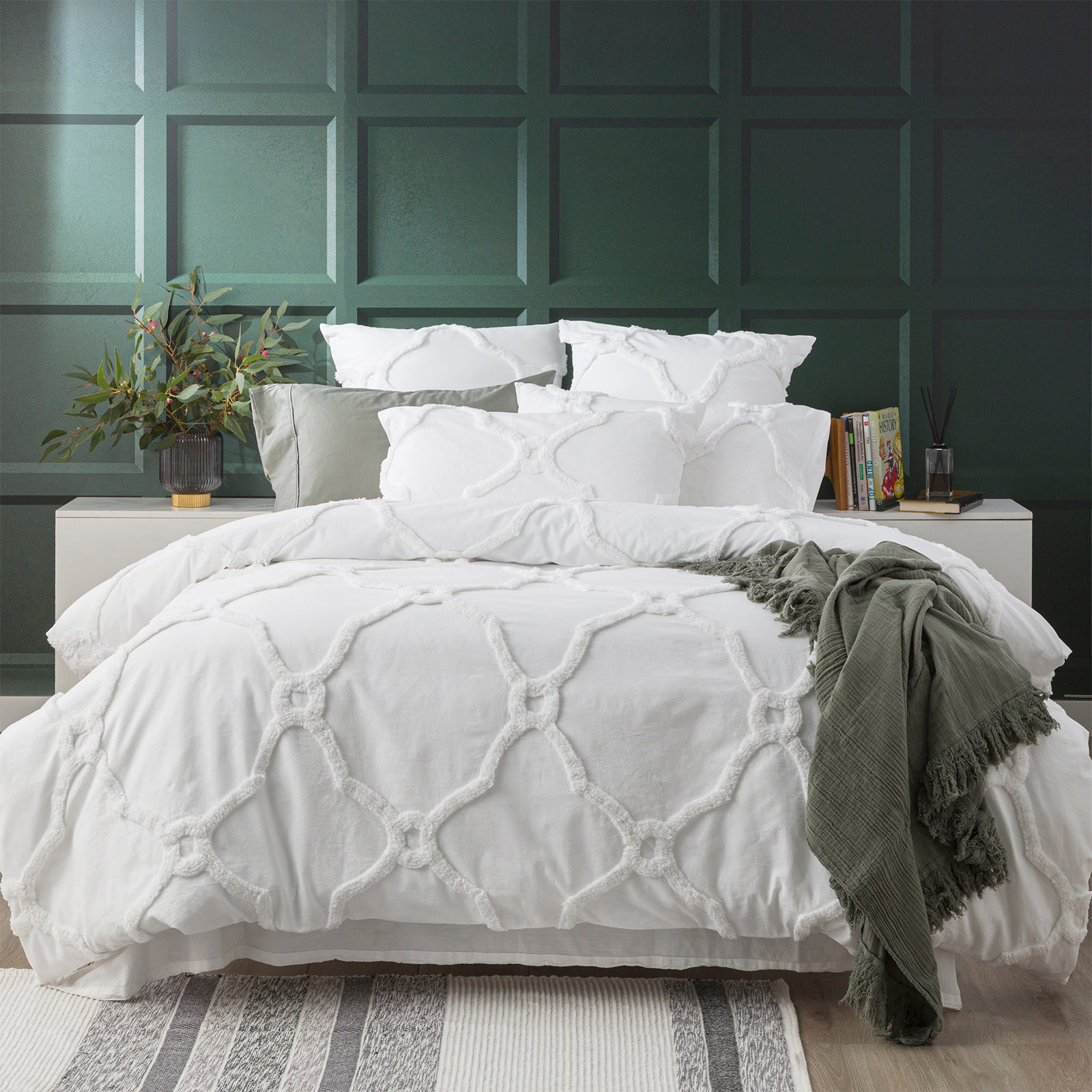 Moroccan 100% Cotton Chenille Vintage Washed Tufted White Quilt Cover Set by Renee Taylor Queen