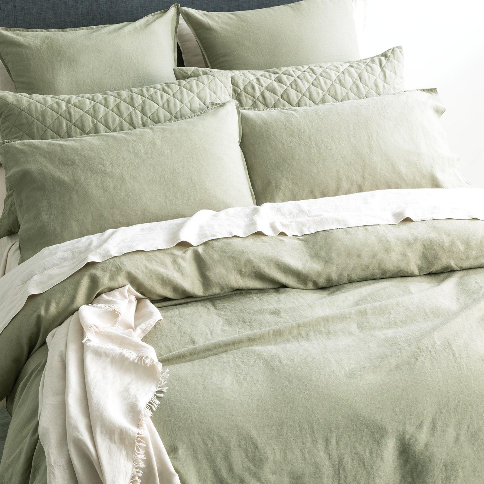 Cavallo Stone Washed 100% French Linen Jade Quilt Cover Set by Renee Taylor Queen