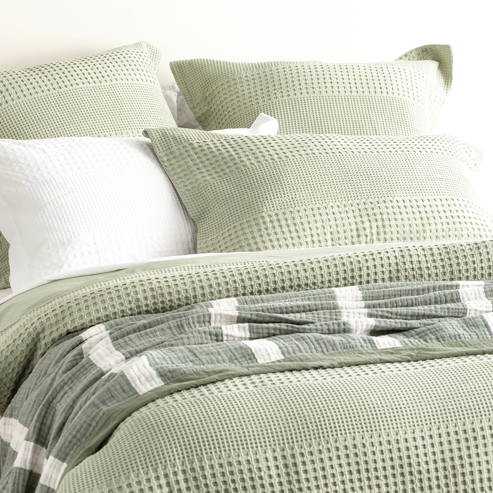 Elegance Waffle Cotton Jacquard Moss Quilt Cover Set by Renee Taylor Queen