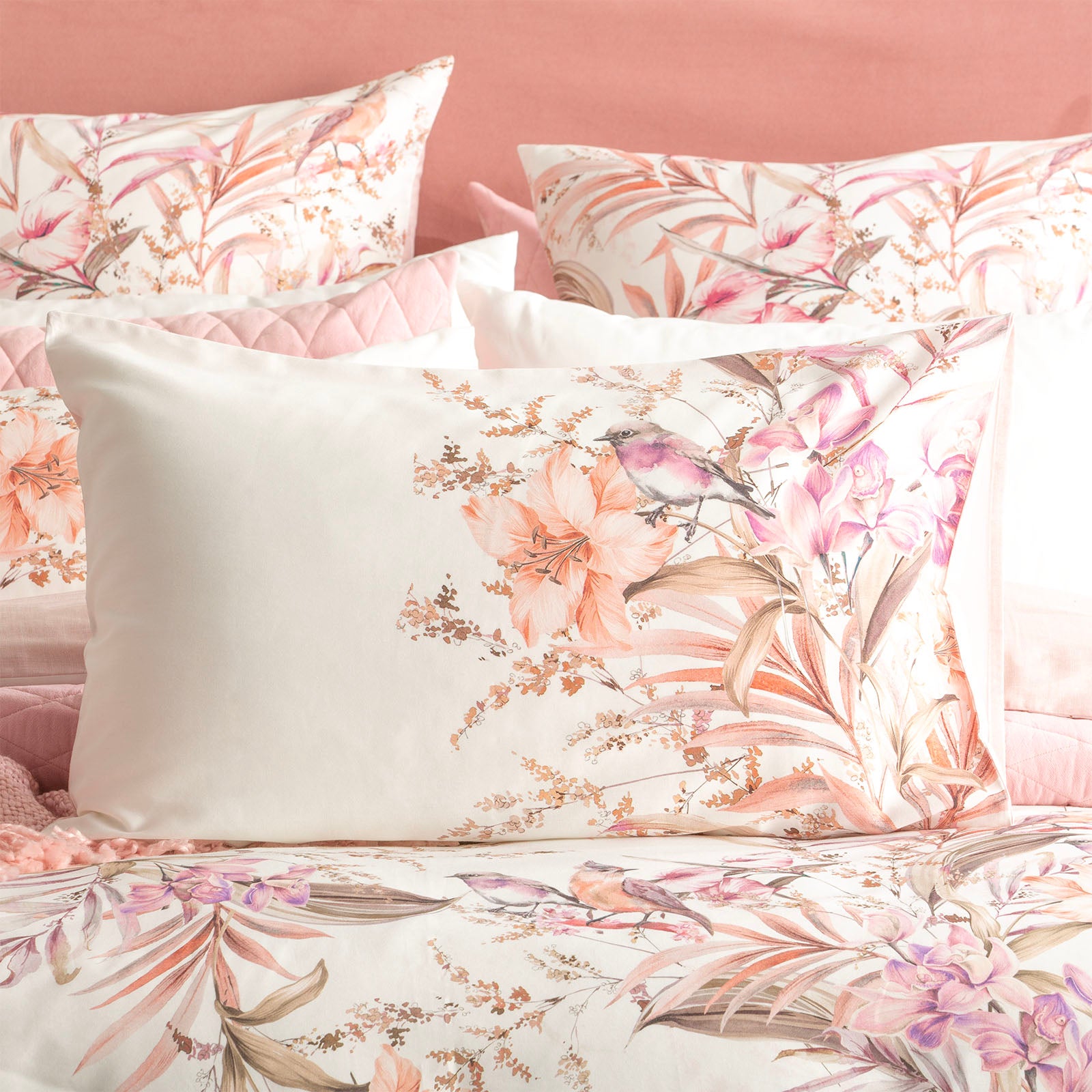 300 TC Grevillea Cotton Reversible Chiffon Quilt Cover Sets by Renee Taylor Queen