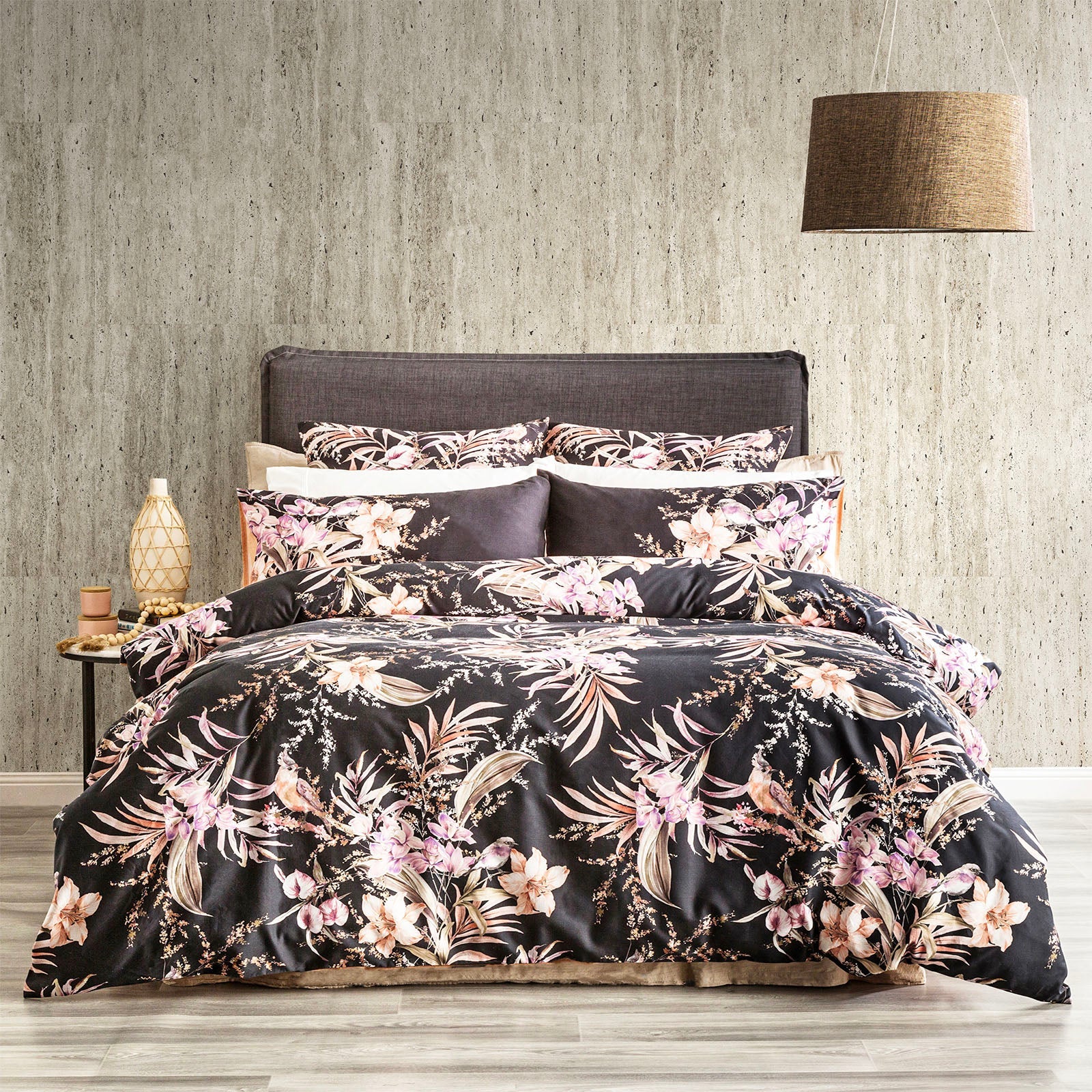300 TC Grevillea Cotton Reversible Onyx Quilt Cover Sets by Renee Taylor Double
