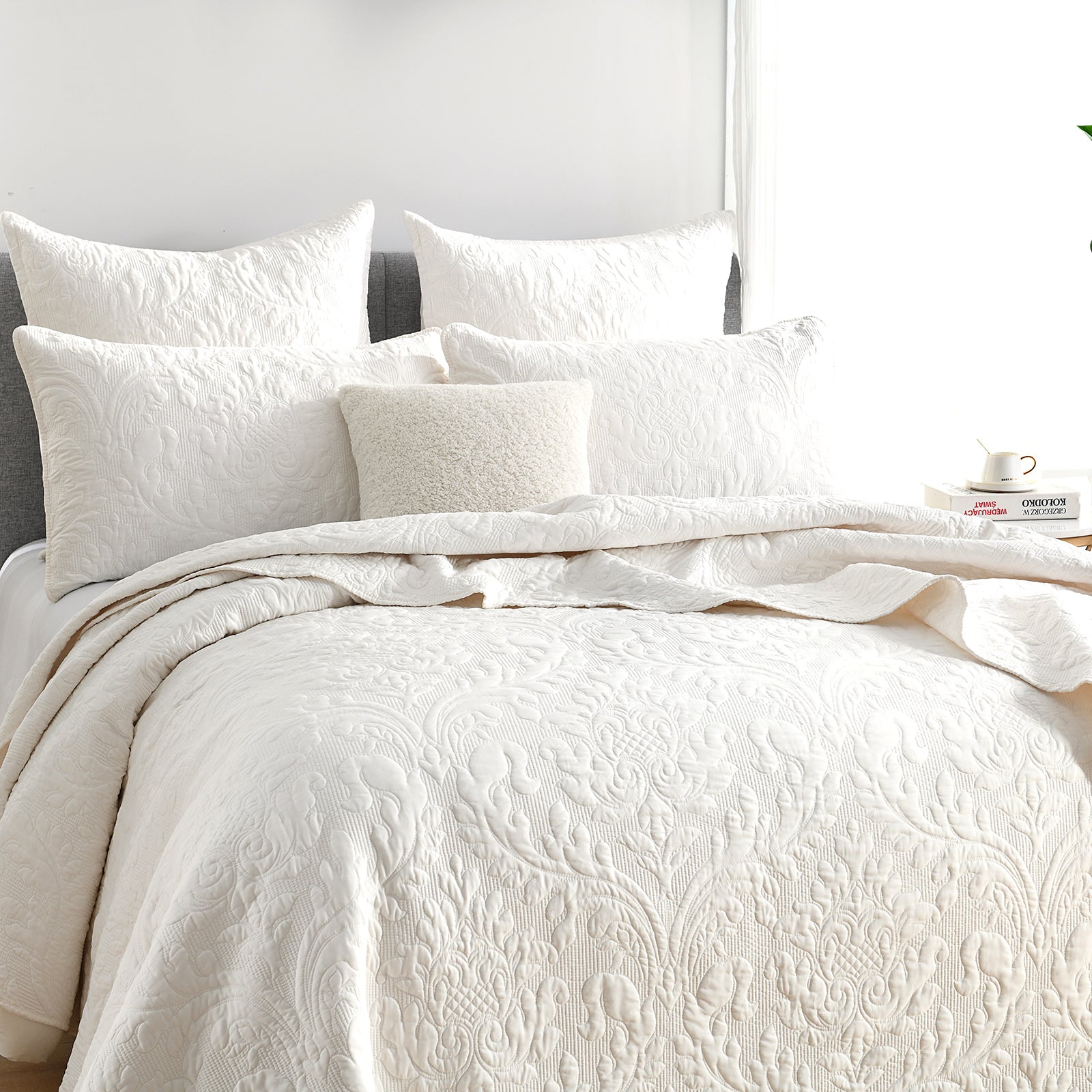 Berlin Jacquard Stone Coverlet Set by Renee Taylor Single/Double