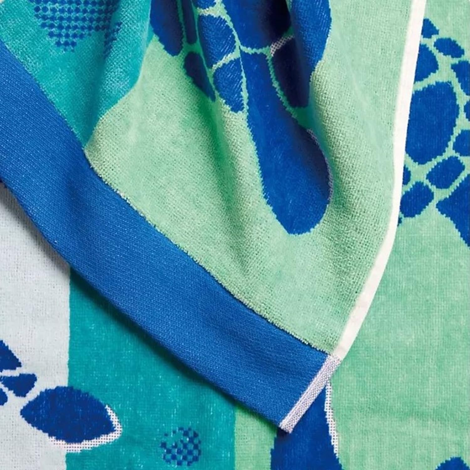 2 Pack Jacquard Velour Kids Beach Towel 75 x 150 cms Sealife Turtles
