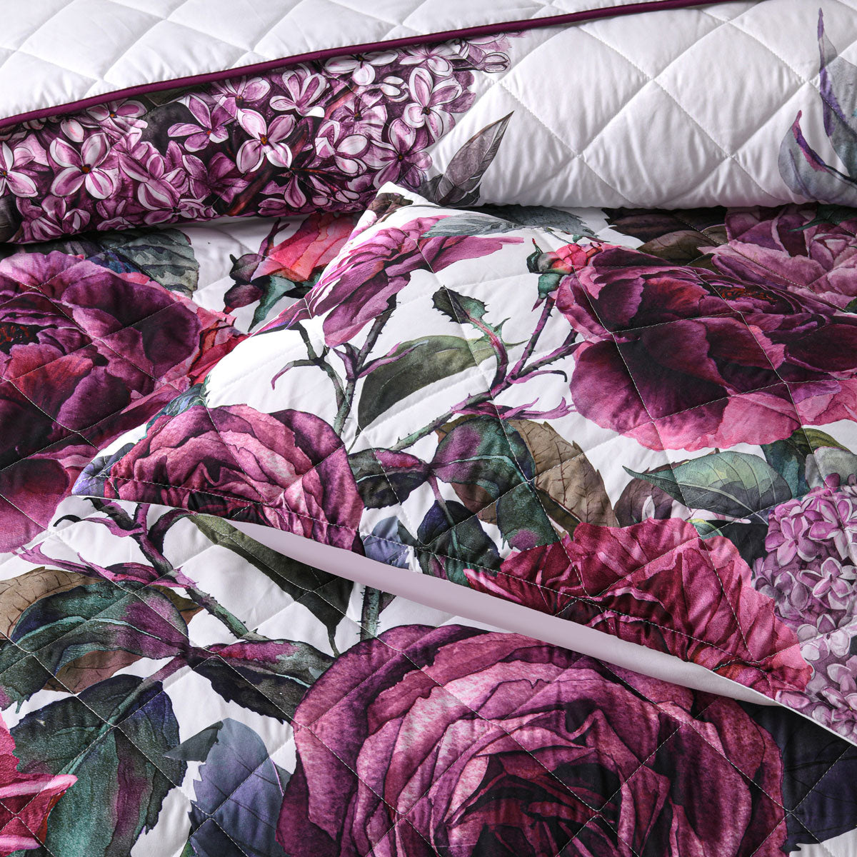 Abigail Berry Floral Printed Quilted Bedspread Set King