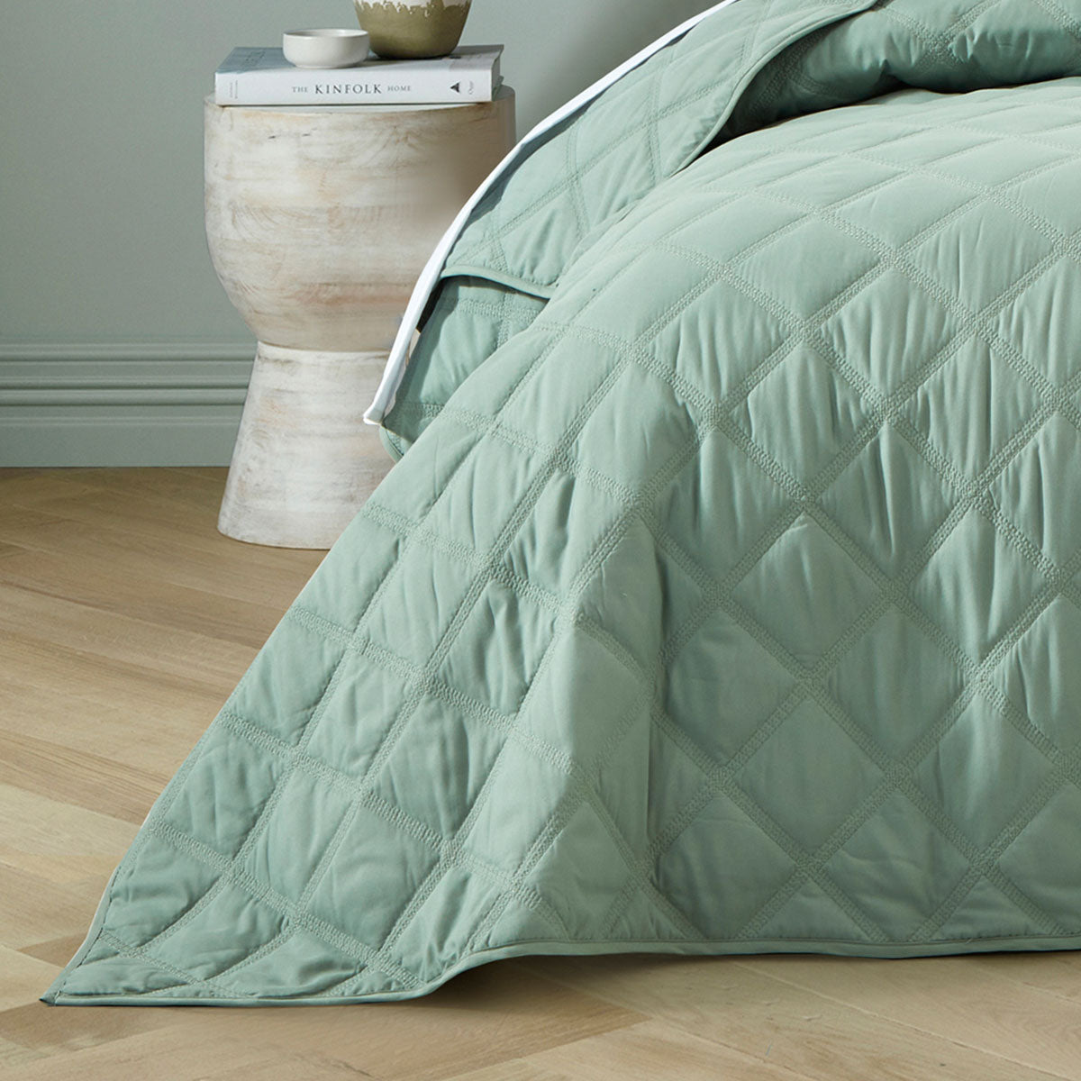 Barclay Olive Coverlet Set Queen/King