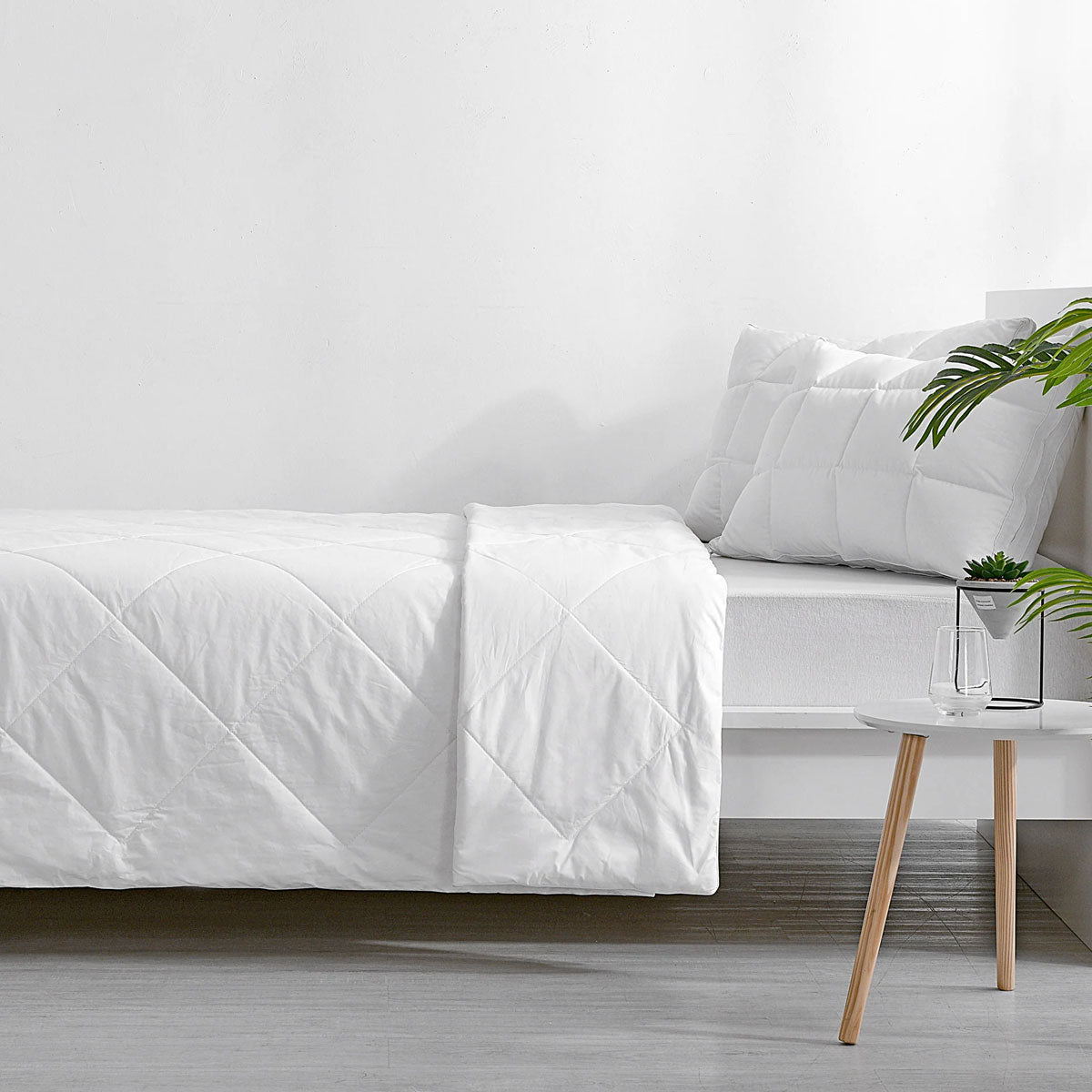 250GSM Natural Sleep Bamboo Summer Quilt Queen