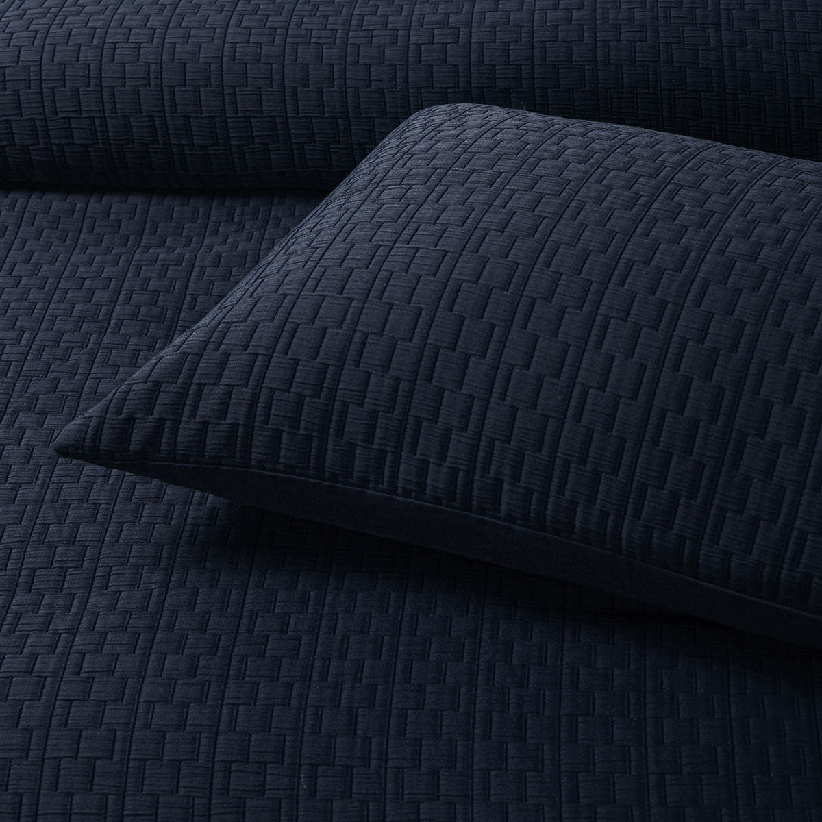 Burleigh Ink Jacquard Quilt Cover Set Queen