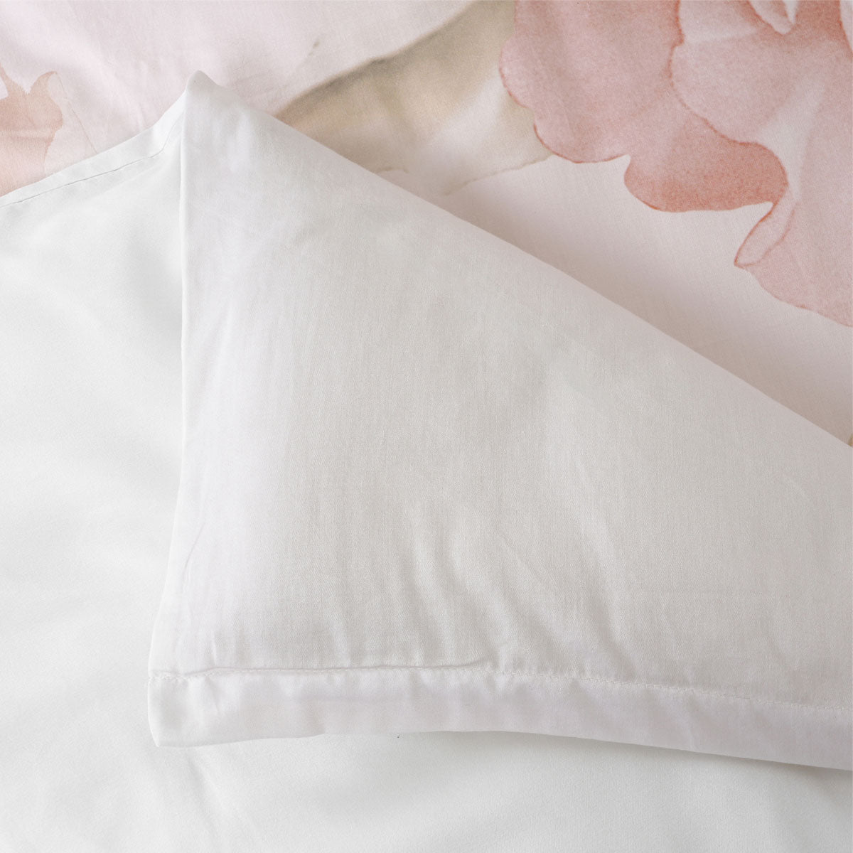 Layla White Floral Printed Cotton Sateen Quilt Cover Set Queen