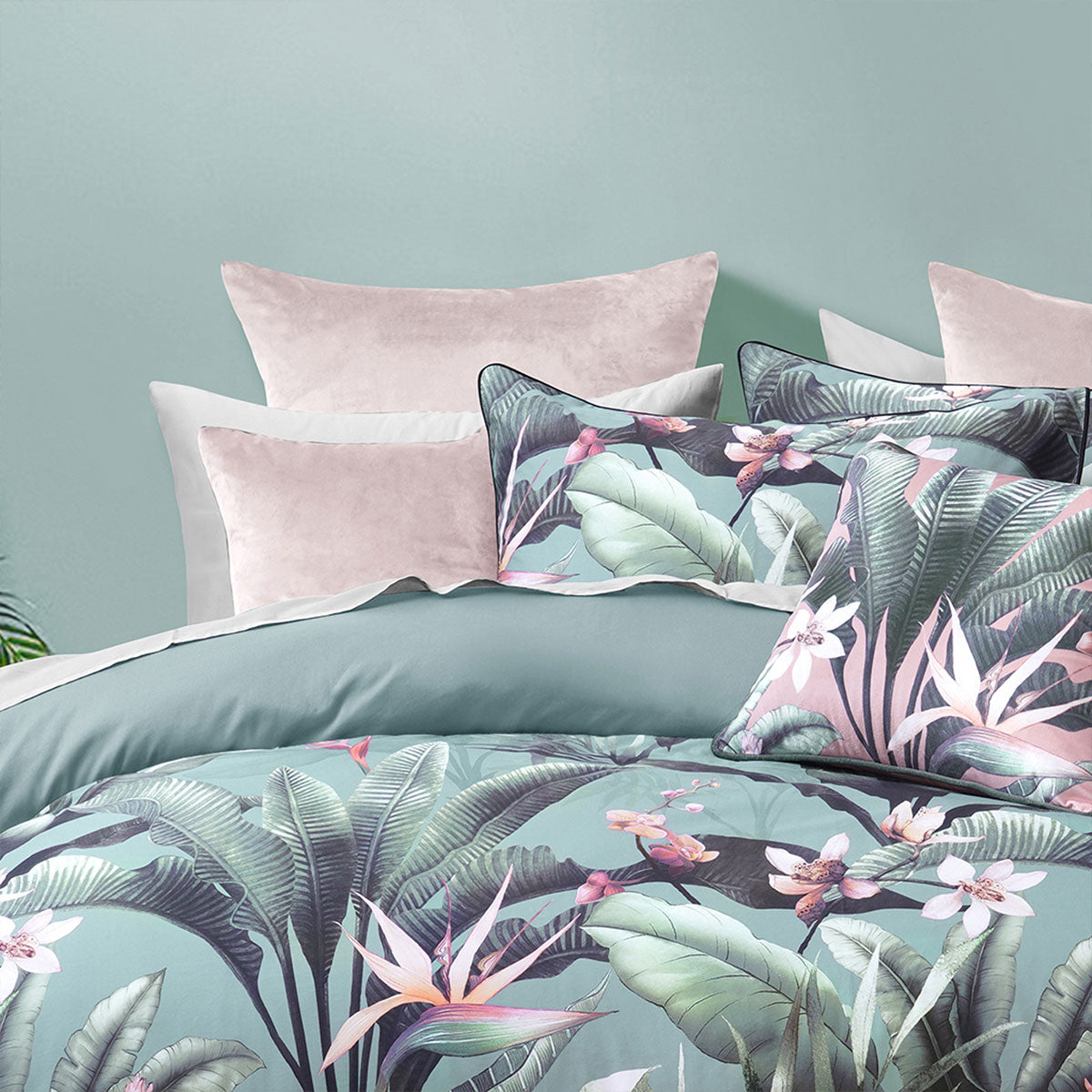 Mika Green Cotton Sateen Quilt Cover Set Queen