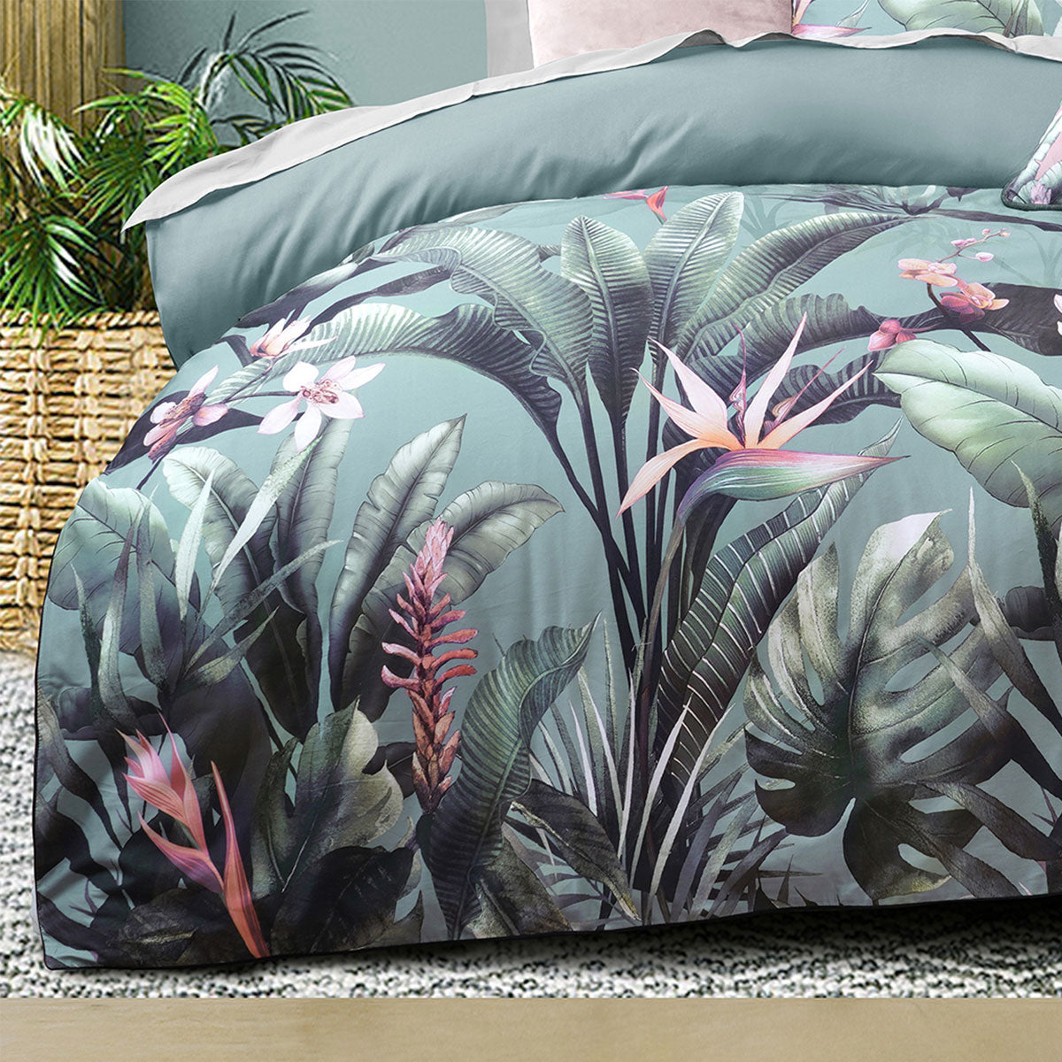 Mika Green Cotton Sateen Quilt Cover Set Queen
