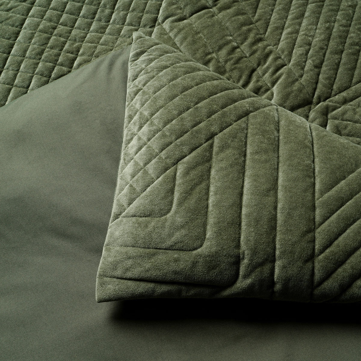 Navarro Olive Soft Velvet Geometric Quilt Cover Set Queen