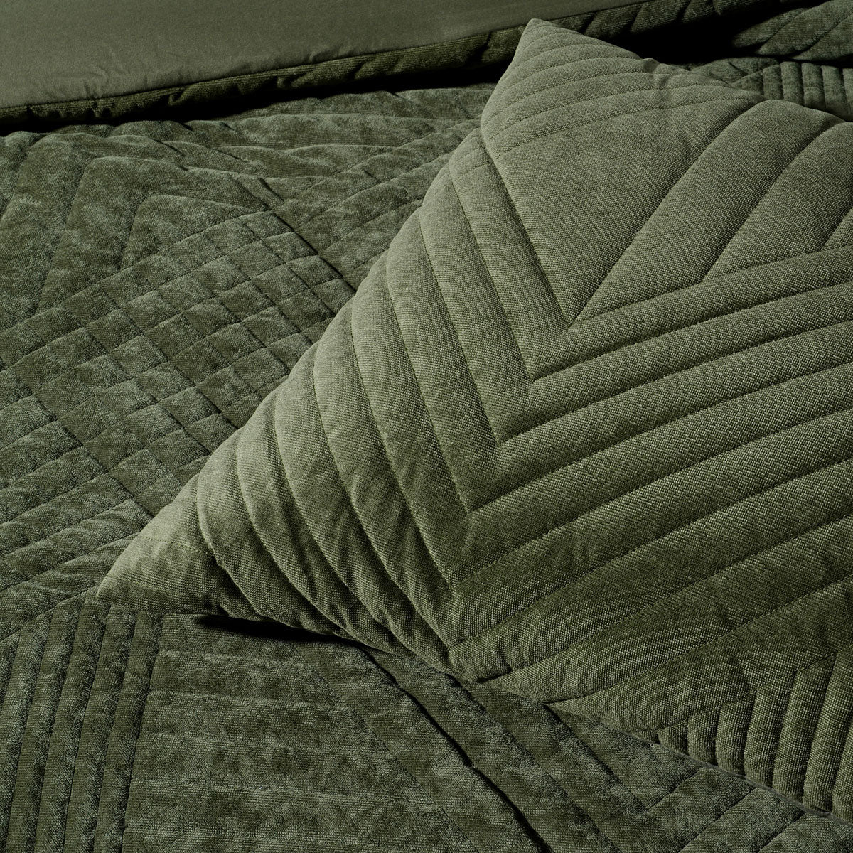 Navarro Olive Soft Velvet Geometric Quilt Cover Set Queen