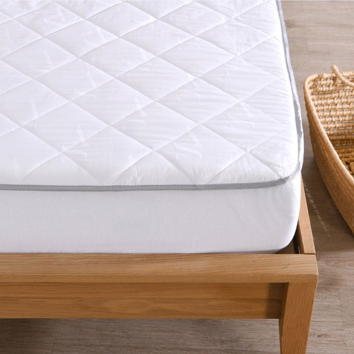 150GSM Premium Wool Mattress Protector Super King