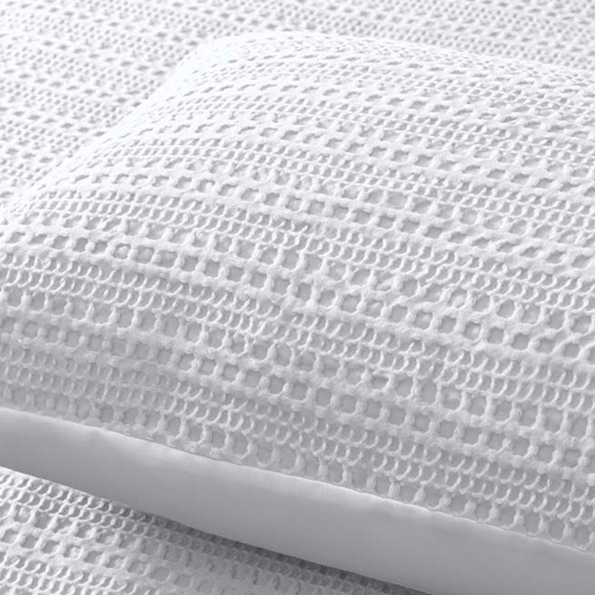 Soho Waffle White Quilt Cover Set Queen